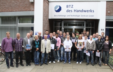 Jugend schwei&szlig;t