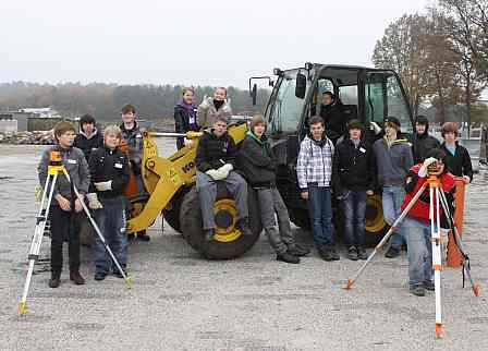 Vorf&uuml;hrugen im MAG-Schwei&szlig;en von der Fa. Lorch.